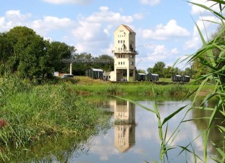 Oderbruch in Brandenburg: im Verladeturm übernachten