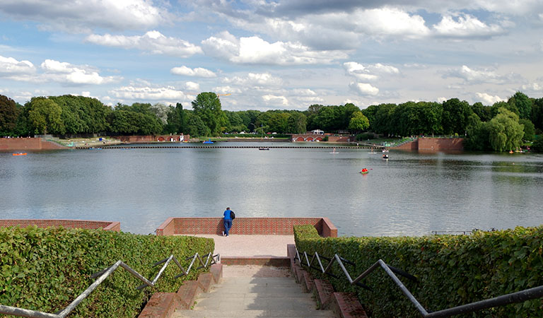 Der Stadtparksee im Stadtpark in Hamburg.
